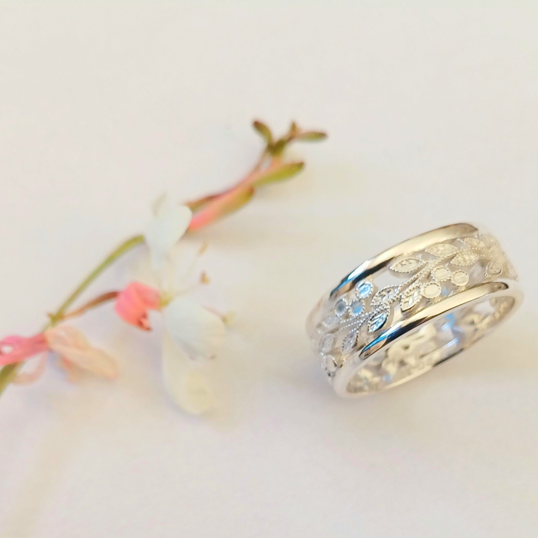 Leaf & Fruit Ring - Elloise Jewelry