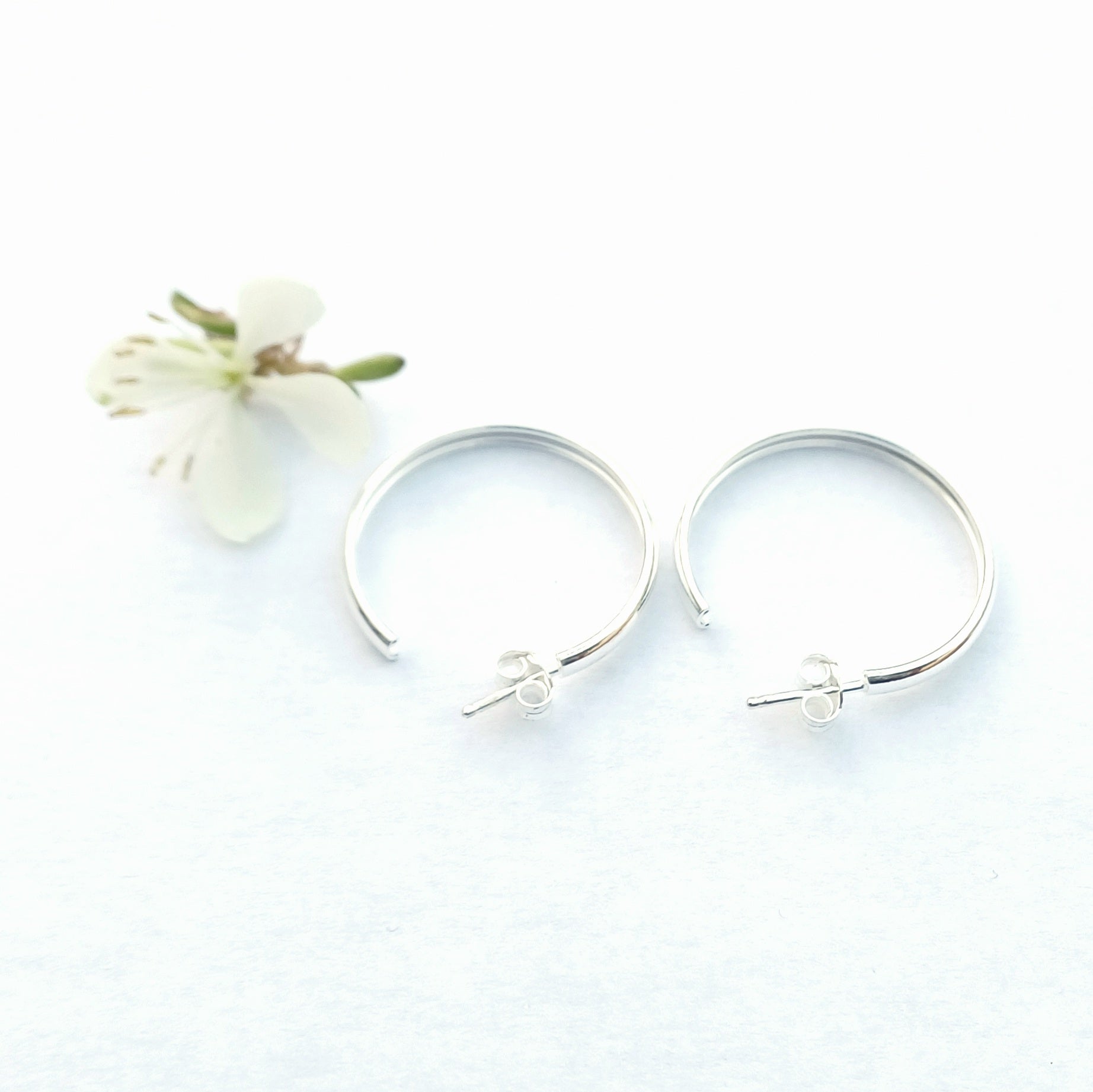 Half Hoop Sterling Silver Earrings (20mm) - Elloise Jewelry