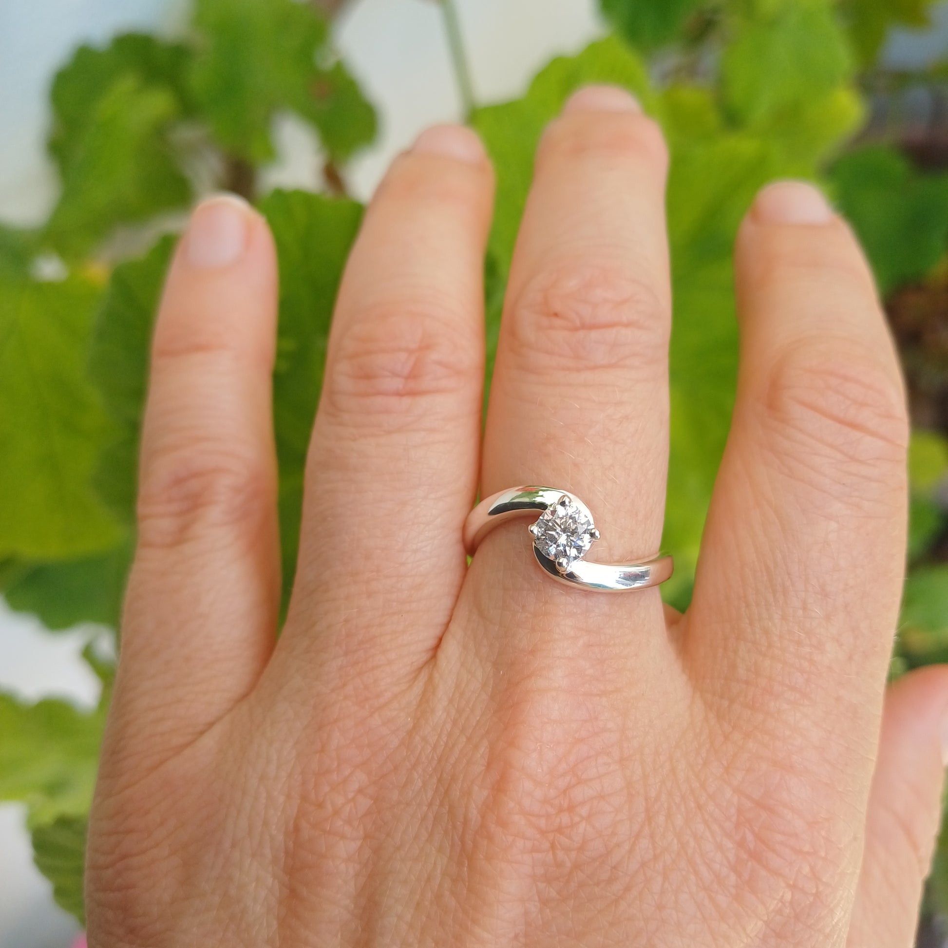 Curved Band Solitaire Ring