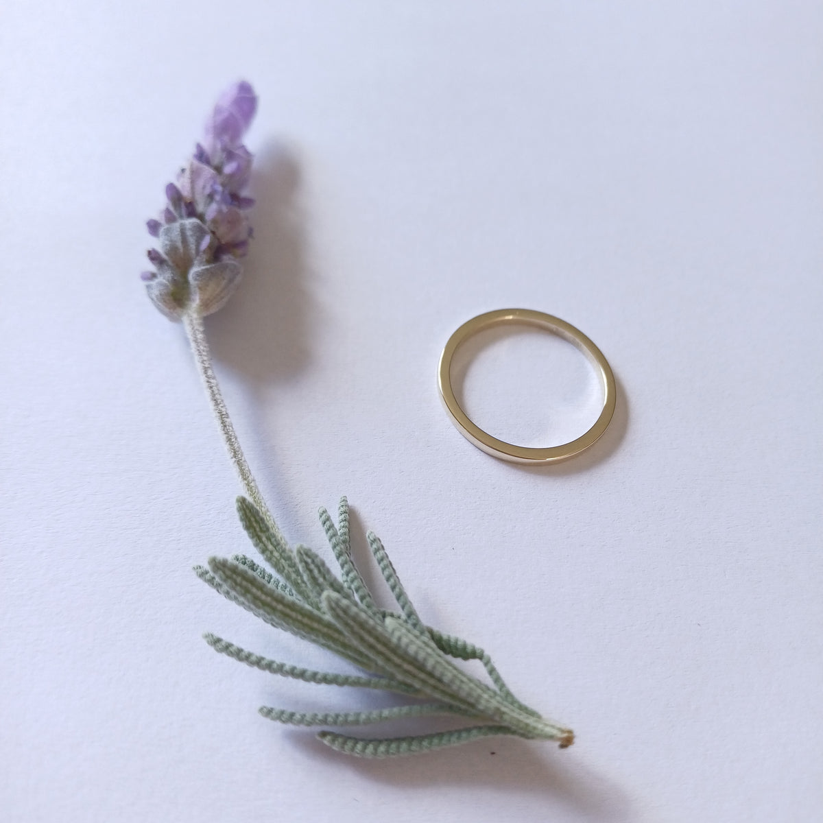 1.5mm 9ct Gold Band Ring – Minimalist Stacking Ring in Solid Yellow Gold - Elloise Jewelry