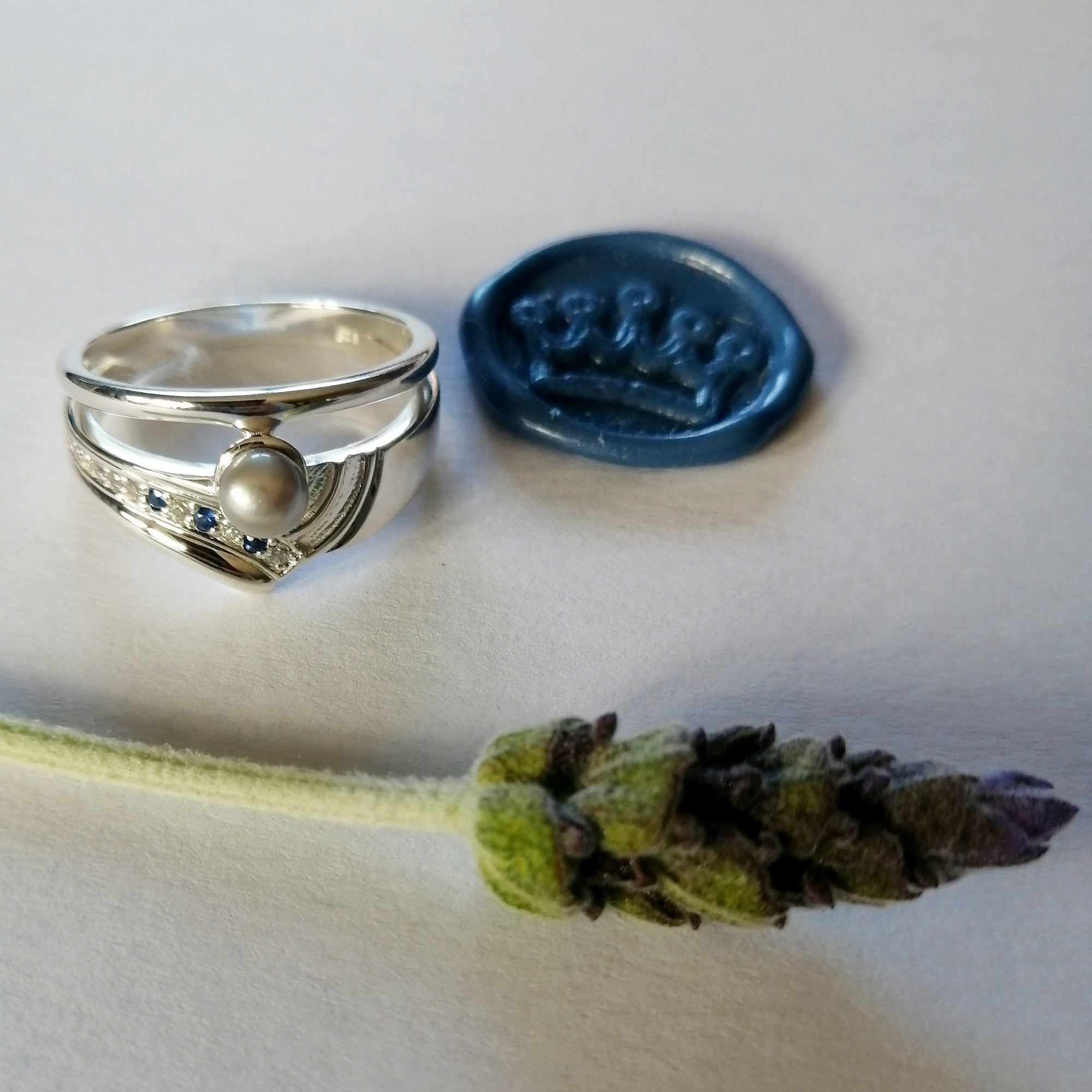 Crown with Pearl Ring - Elloise Jewelry