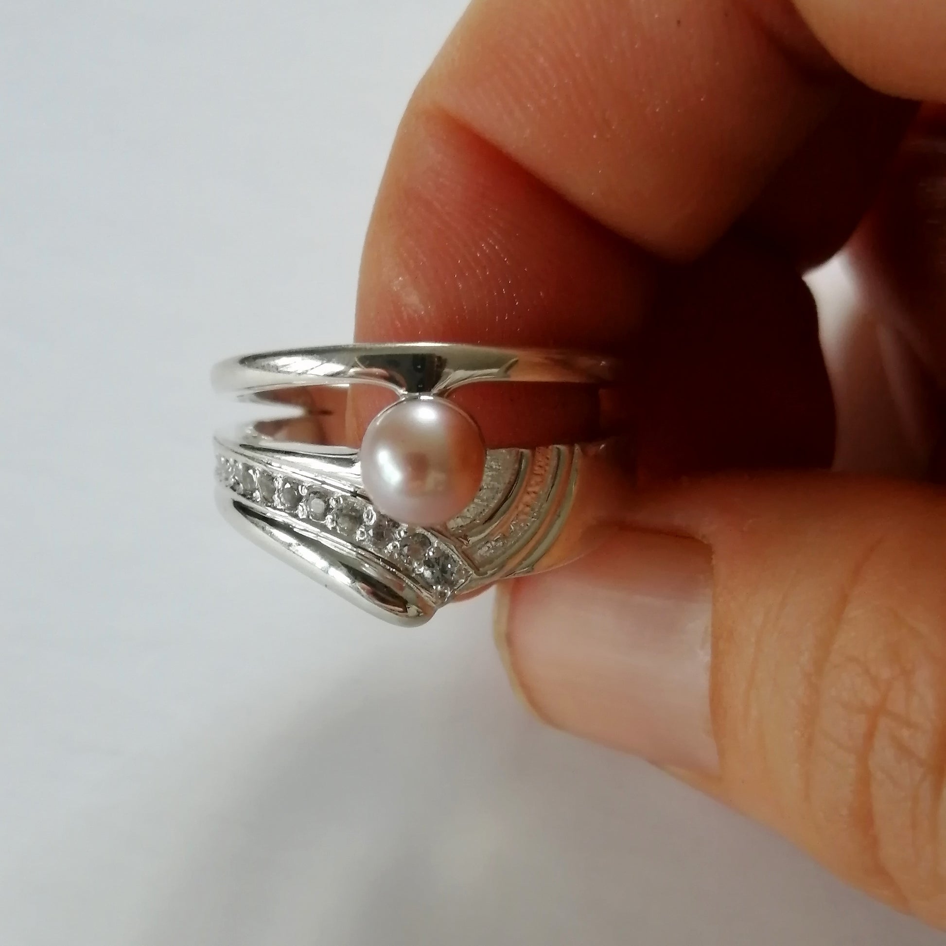 Crown with Pearl Ring - Elloise Jewelry