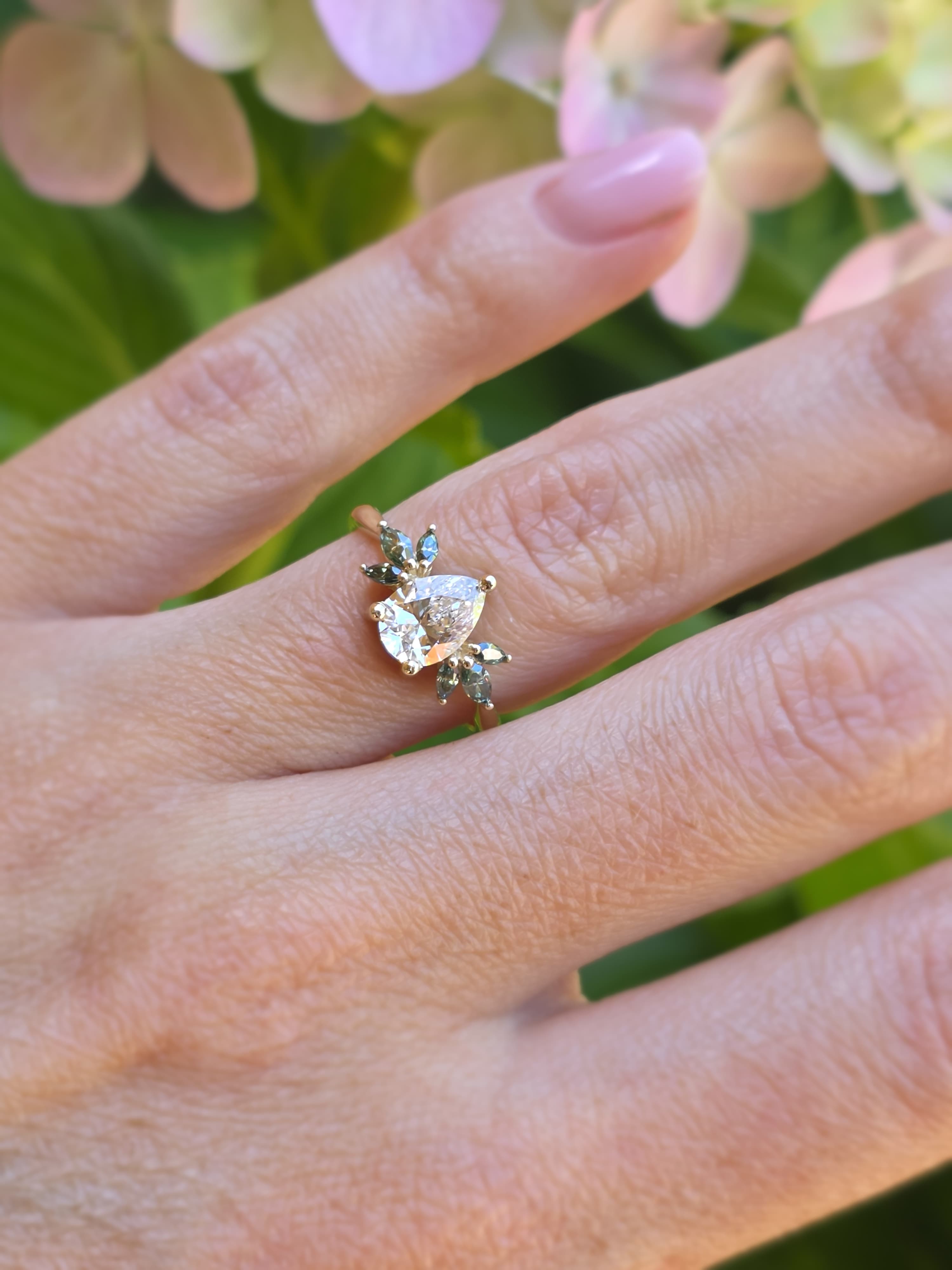 Pear Lab-Diamond & Moissanite Engagement Ring in 9k Gold - Elloise Jewelry
