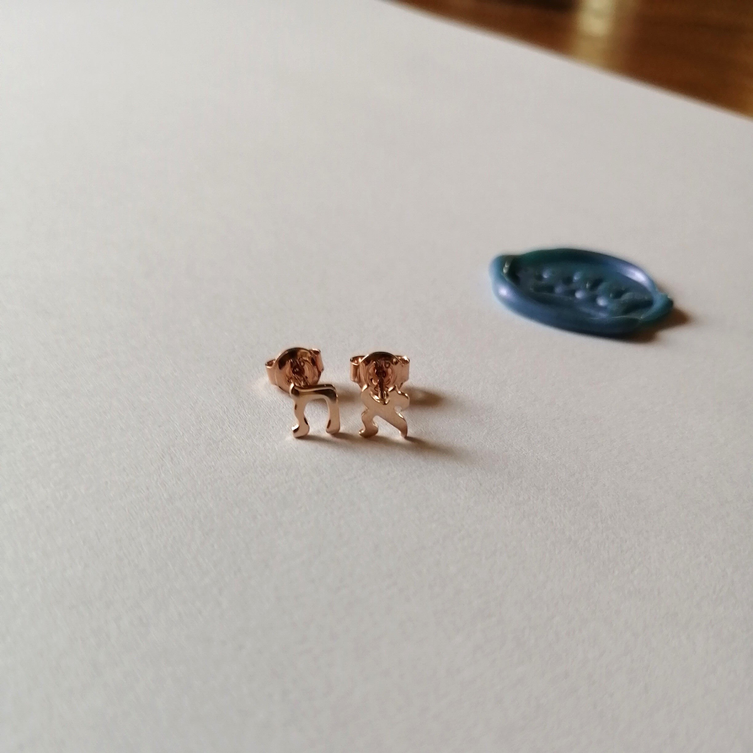 Aleph Tav Gold Studs