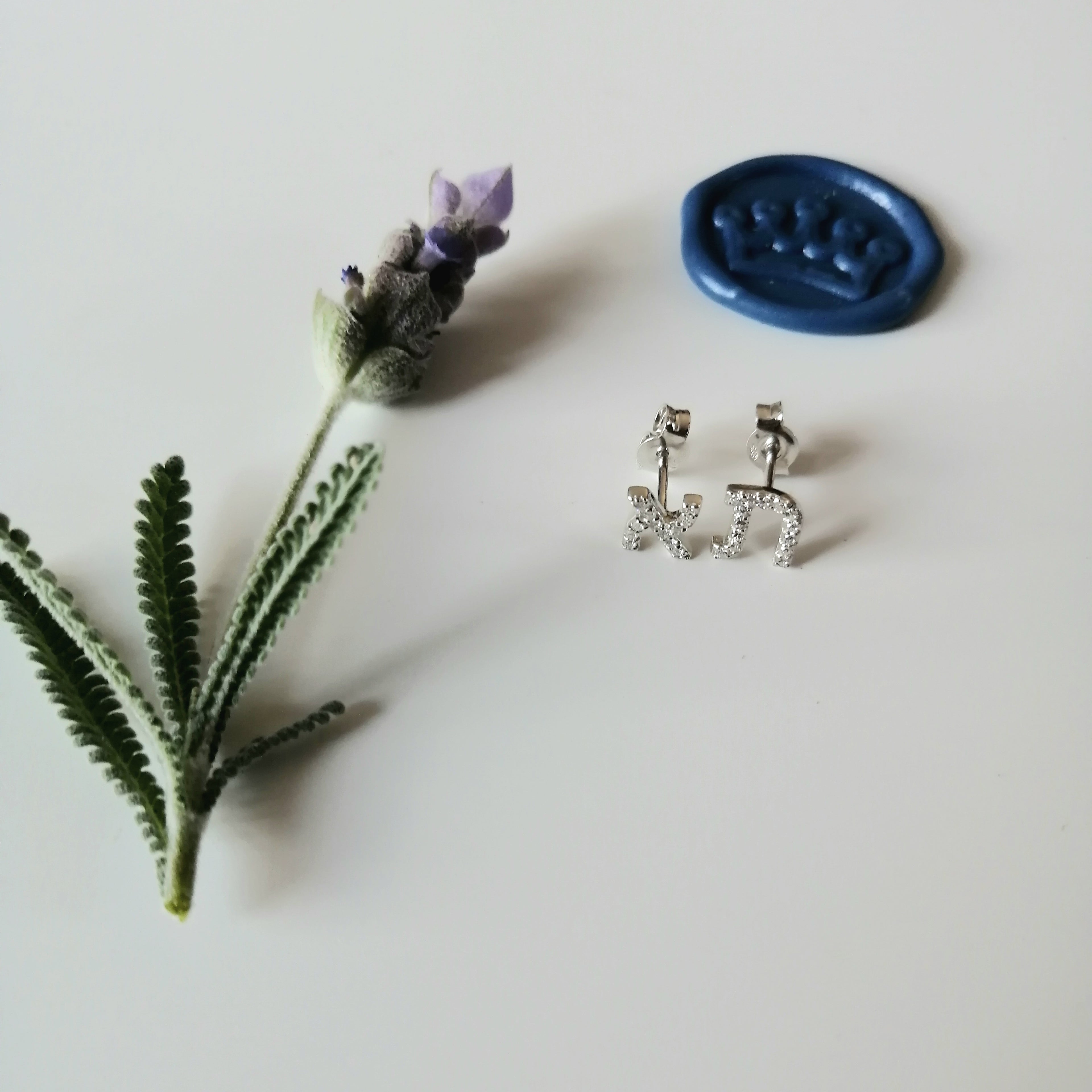 Aleph Tav Studs With Cubics