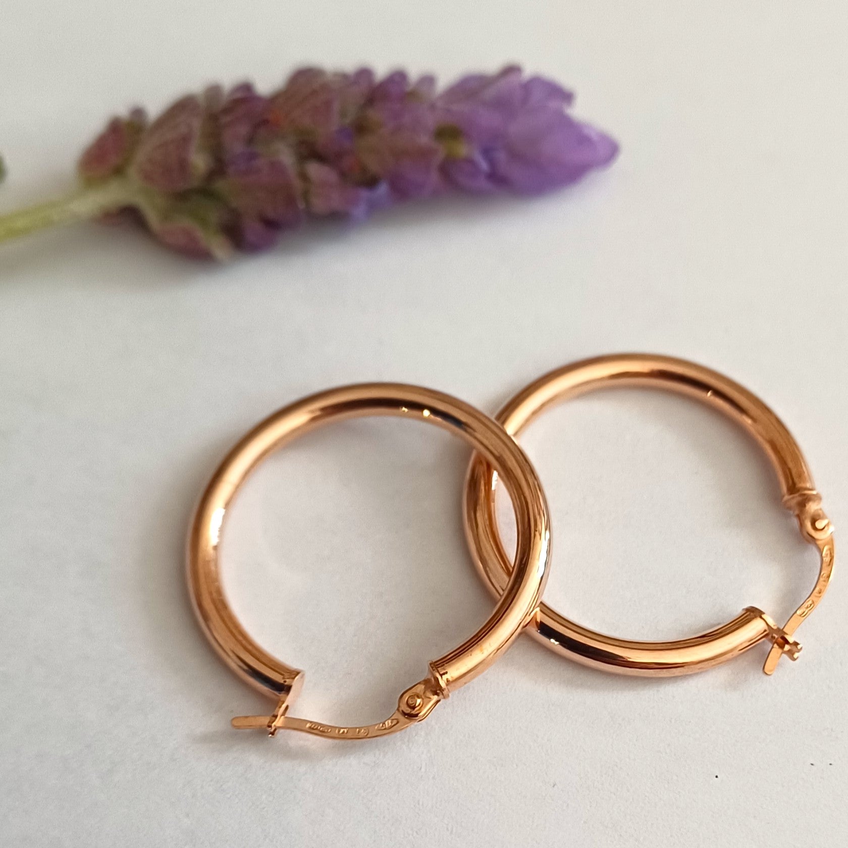 Rose Gold Round-Shaped Hoop Earrings - Elloise Jewelry