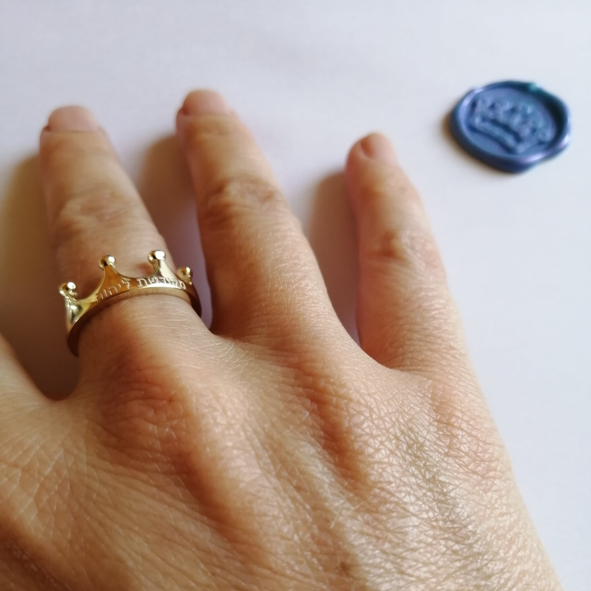 Crown Ring 5mm - Elloise Jewelry