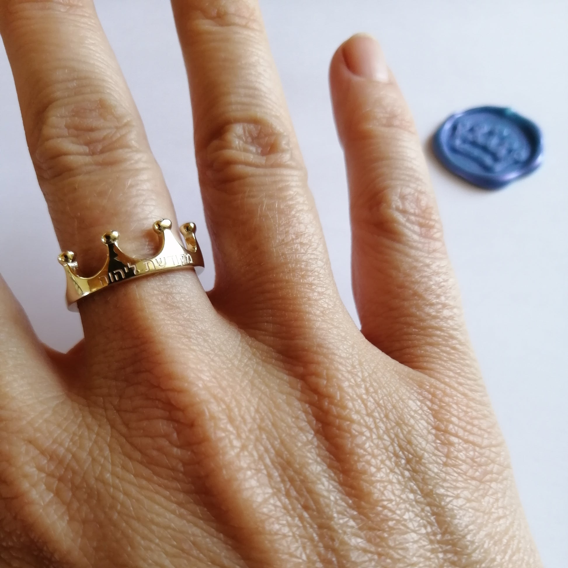Crown Ring 5mm - Elloise Jewelry