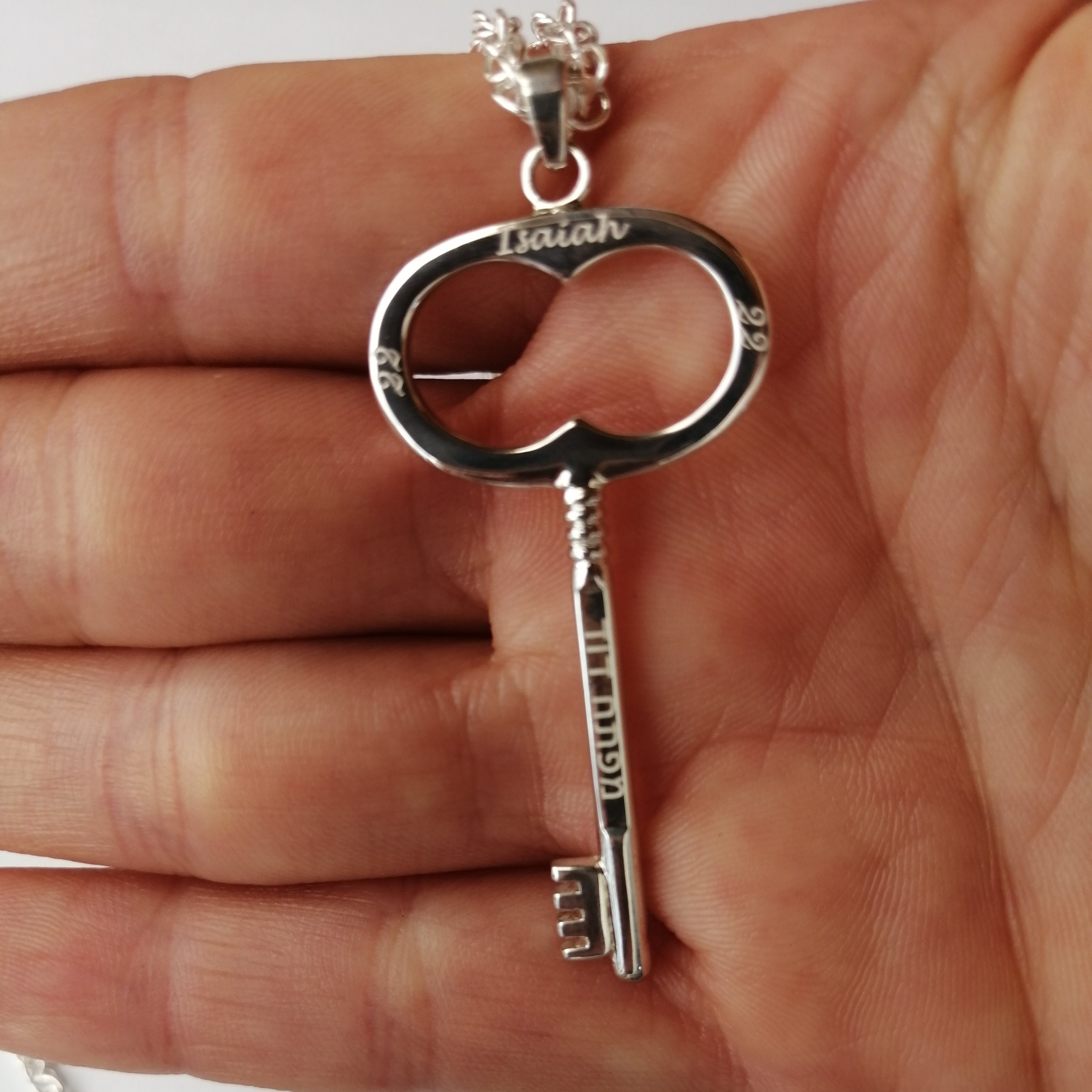 Isaiah 22:22 Key Pendant - Elloise Jewelry