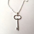 Isaiah 22:22 Key Pendant - Elloise Jewelry