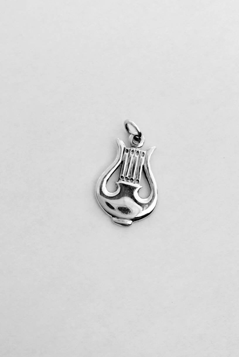 Harp Pendant - Elloise Jewelry