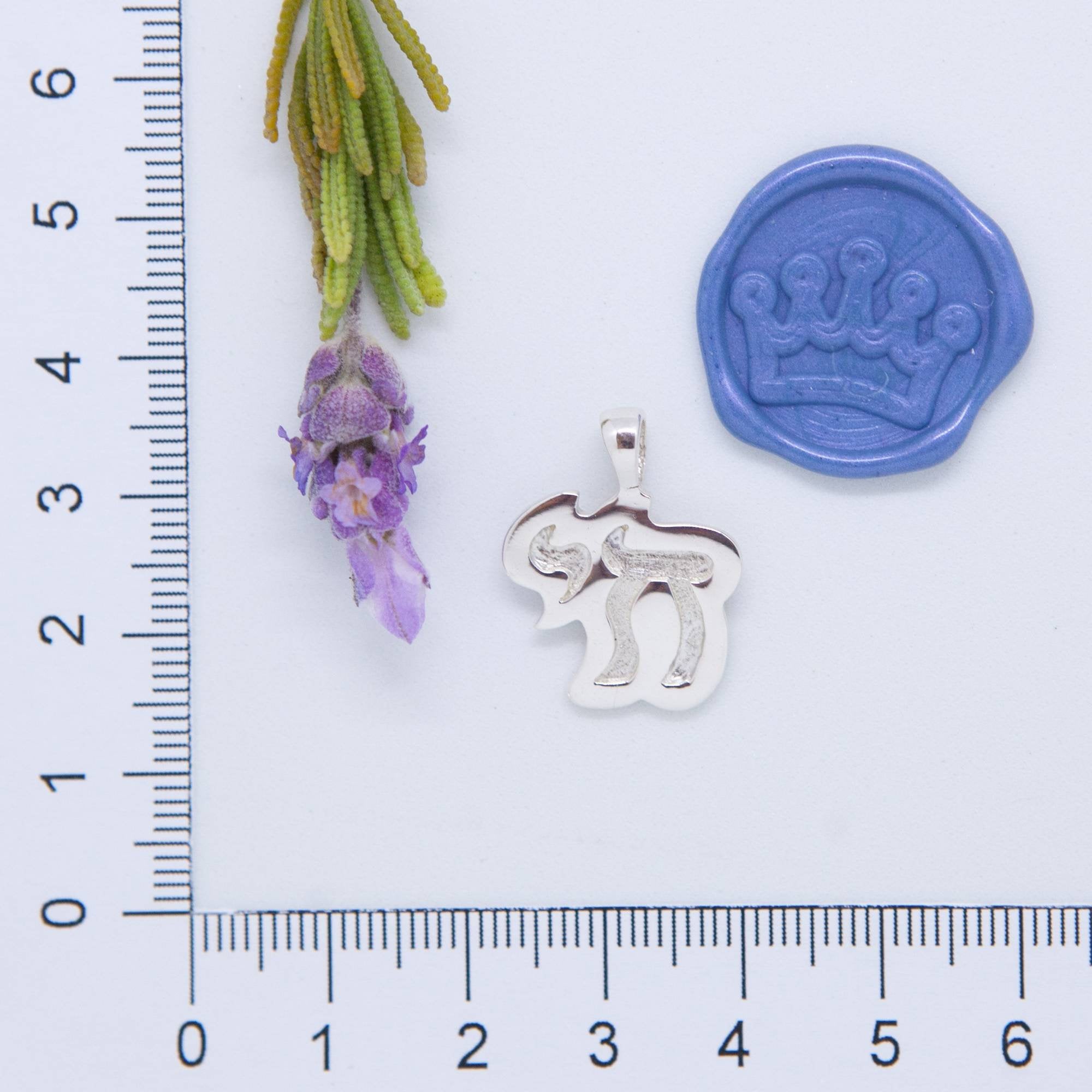 Chai/Life Pendant - Elloise Jewelry