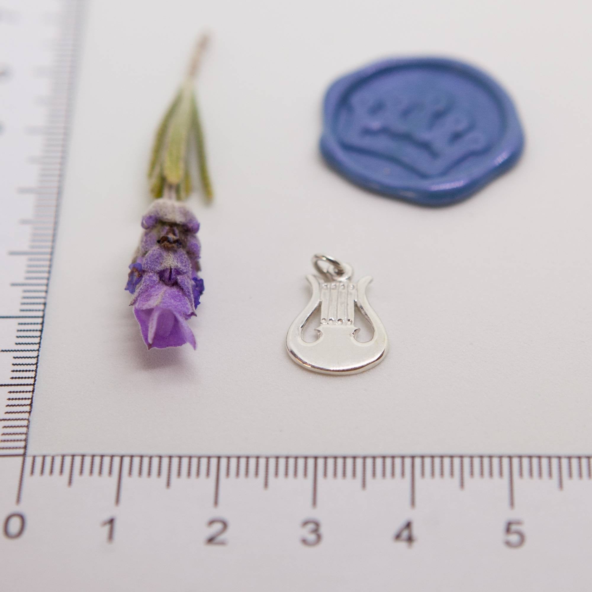 Harp Pendant - Elloise Jewelry